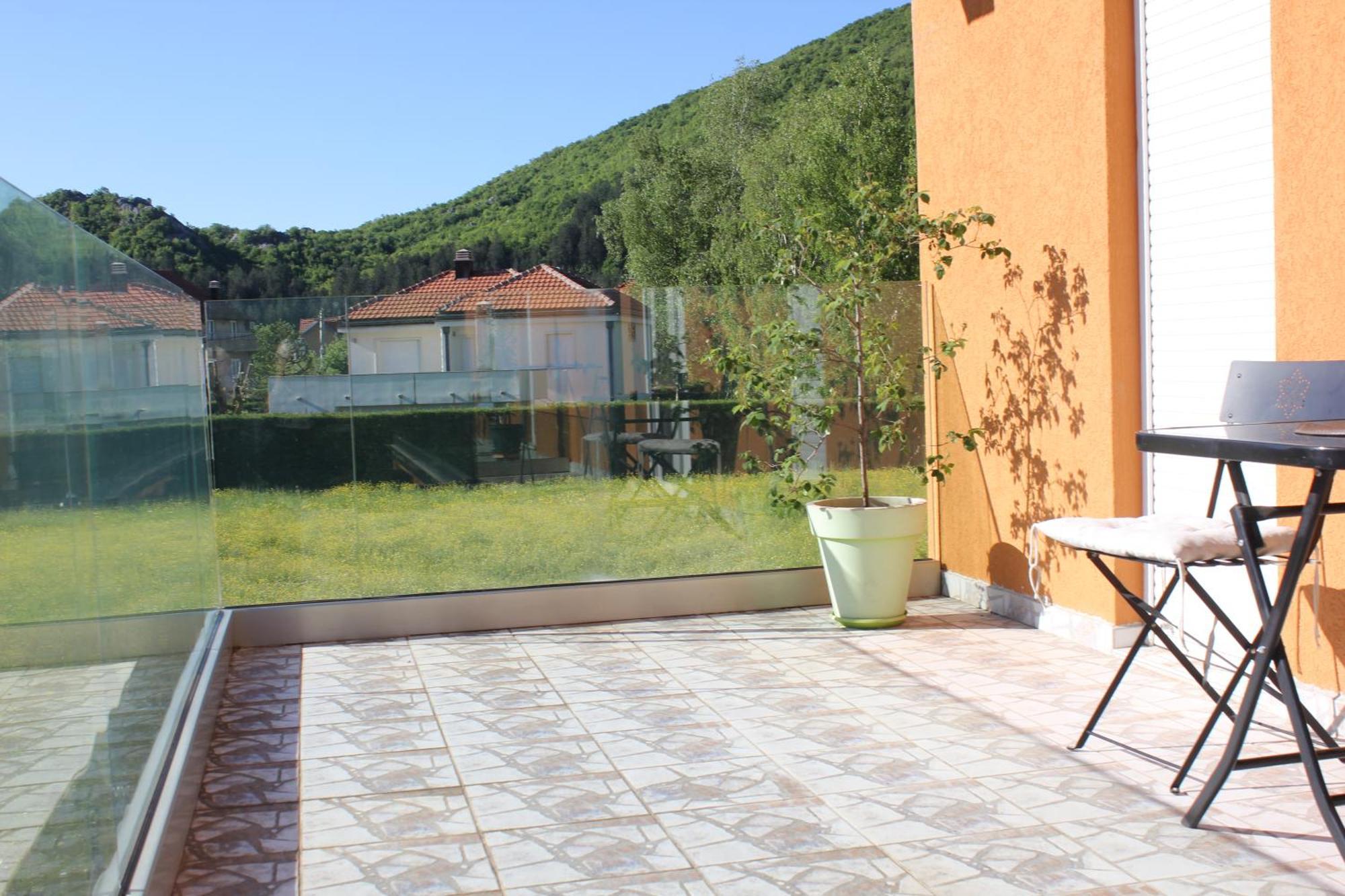 Apartments Kapisoda Τσέτινιε Εξωτερικό φωτογραφία