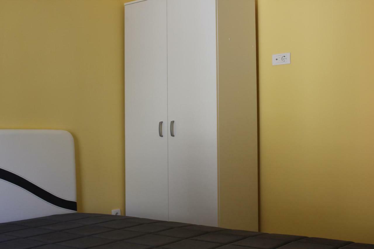 Apartments Kapisoda Τσέτινιε Εξωτερικό φωτογραφία